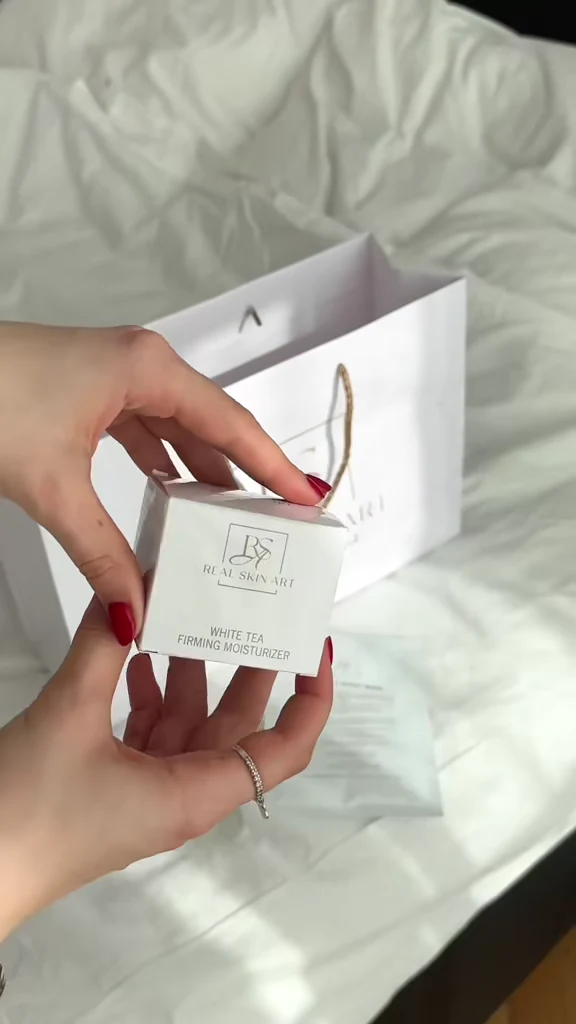 White Tea Firming Moisturizer