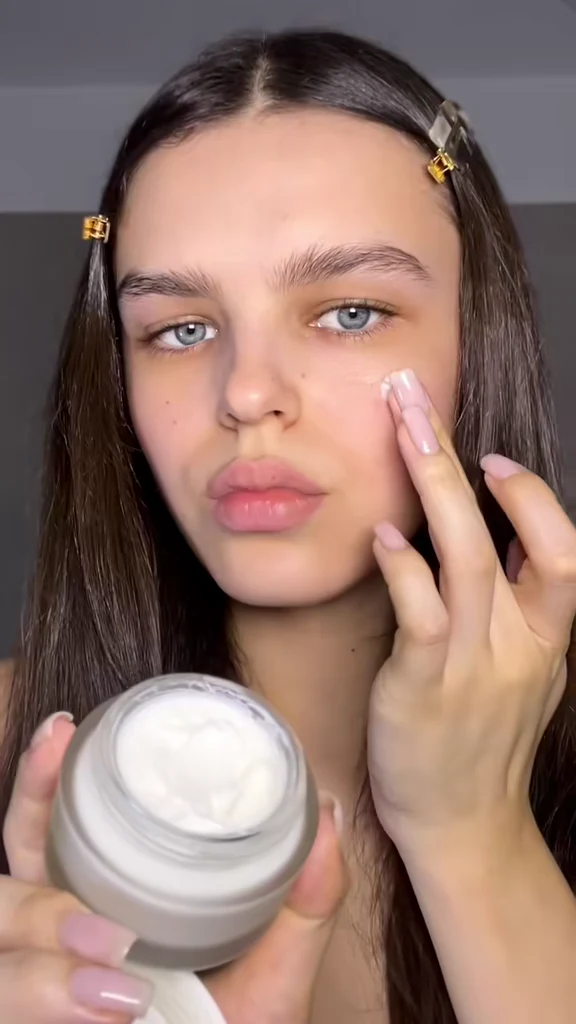 White Tea Firming Moisturizer